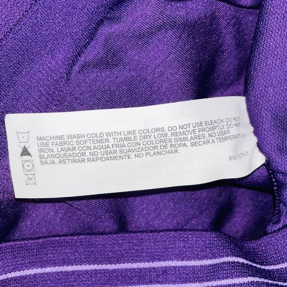 Champion Sports Bra - Women's size XL - No‎ Padding - Picture 3 of 4